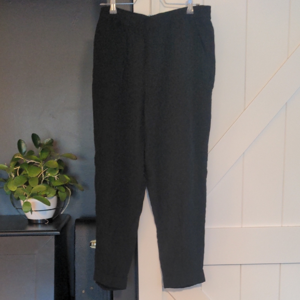 Madewell women's tapered pants. New with tags!